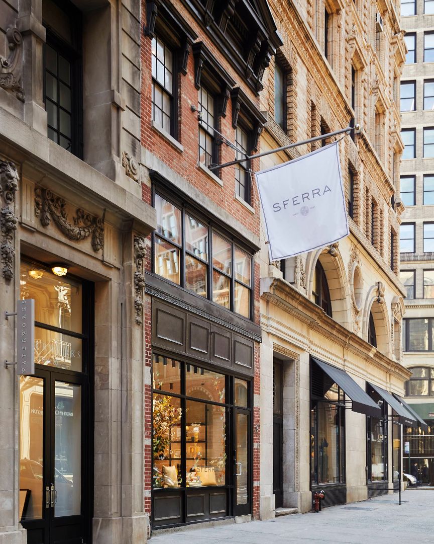 11 East 20th Street storefronts