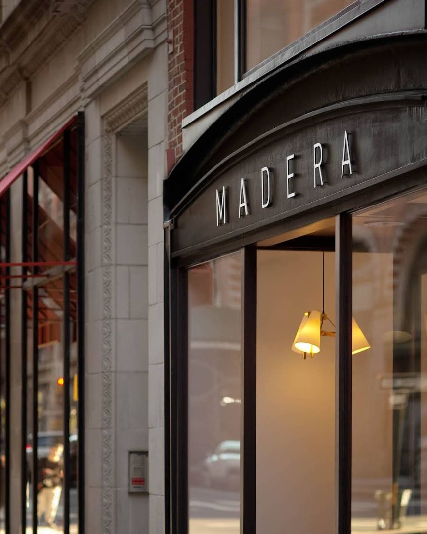 909 Broadway storefront